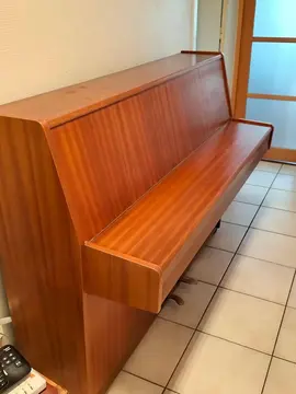 Piano droit à donner