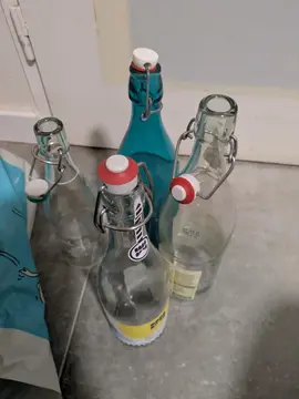 bouteilles 1l avec bouchons clip