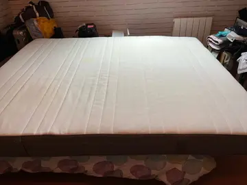 matelas 160x200 IKEA