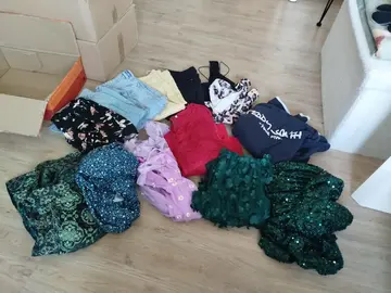lot de vêtements taille XS/S/M