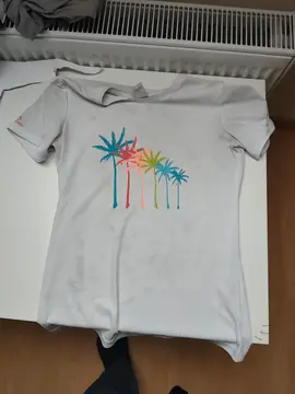 t.shirt xs