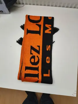 écharpe de foot Lorient