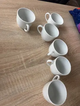 6 petites tasses