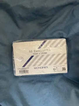 Un lot de petites enveloppes