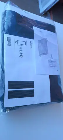 Une paire de rideaux