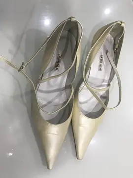 Escarpins en cuir Pointure 37.5