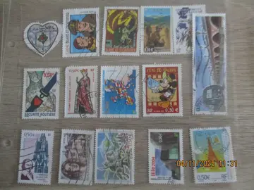 15 timbres oblitérés France - 2004