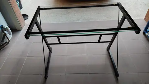 Bureau métal et verre