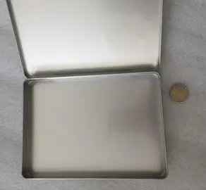 boite métallique fine