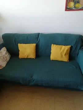 Très beau canapé 3 places bleu canard