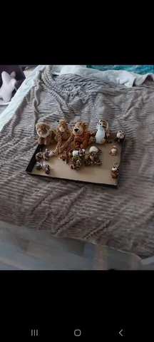 ensemble de petites peluches tigres