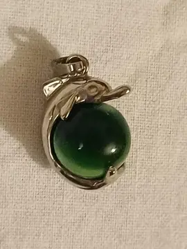 pendentif vert