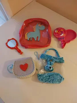 sacs + accessoires pour fillette