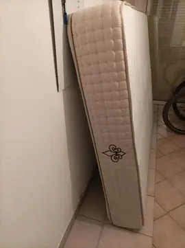 Matelas à mémoire de forme 160 x 200 cm