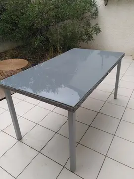 Table d'extérieur