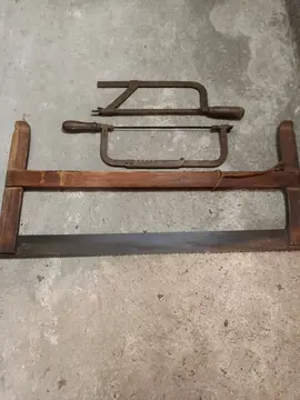 lot de scies anciennes