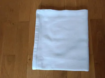 nappe en coton carrée ancienne