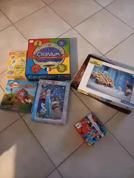 Lot de jeux et puzzles