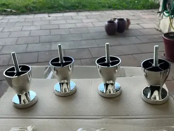 pieds de lits ( 6 x 4 )