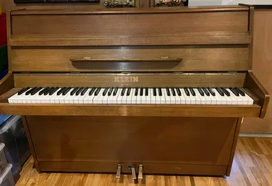 Piano droit KLEIN (1970)