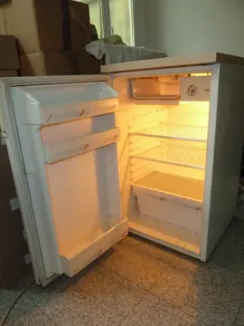 Réfrigérateur "table-top" Faure