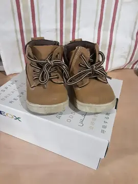 Chaussures enfant bébé Pointure 19