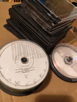 cd plus DVD plus boitiers