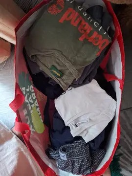 lots de draps et rideaux, habits 12 à 13 ans