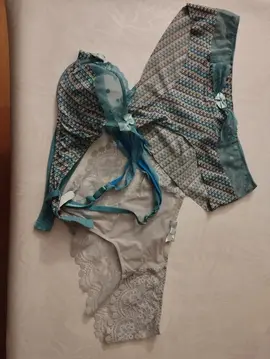 sous vêtements 95B / 42