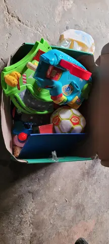 lot de carton de jouet