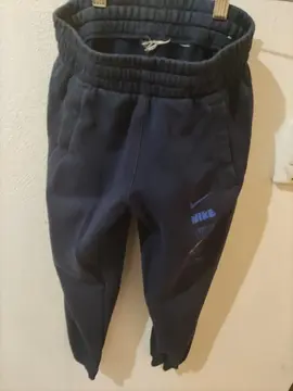 pantalon de sport enfant.