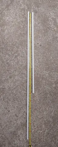 2 tringles métal blanc