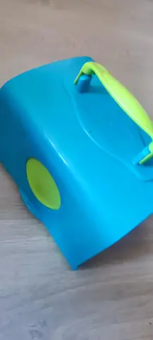 boite à médicaments (vide) avec sécurités enfants