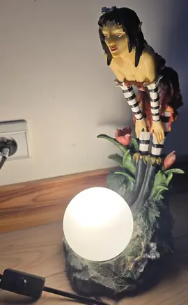 Lampe fée en résine
