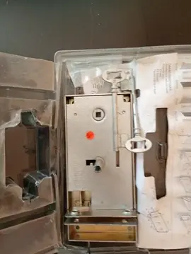 serrure jamais servie