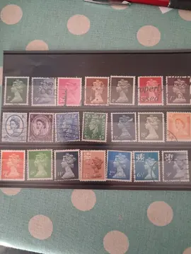 Lot timbres GB