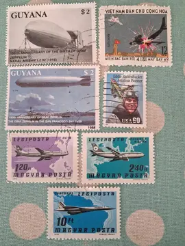 Joli lot Timbres AVIONS