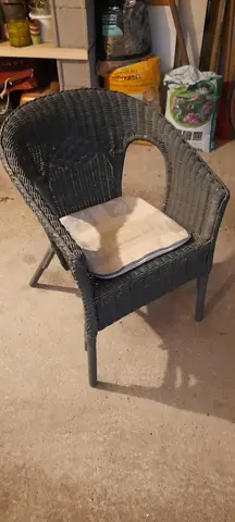 fauteuil en rotin bleu