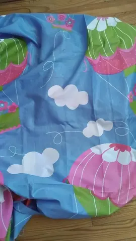 Tissu bleu et motifs