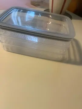 boîte en plastique empilables