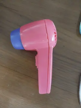 sèche-cheveux pour poupée