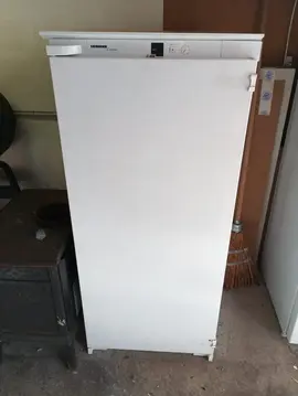 Donne réfrigérateur encastrable Liebherr 122 x 56 x 52cm