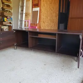 Meuble télé deux portes