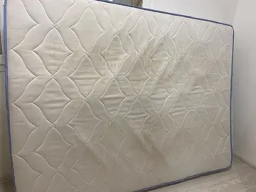 donne matelas 140x200cm