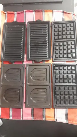 lot de plaques apareil gaufre/croques monsieur
