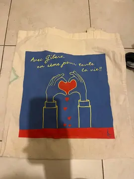 Tote bag