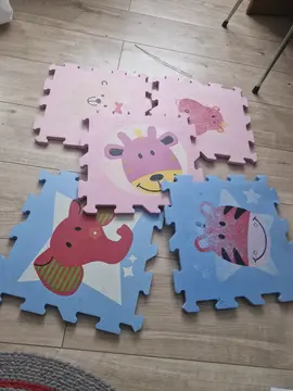 5 tapis de jeux de mousse