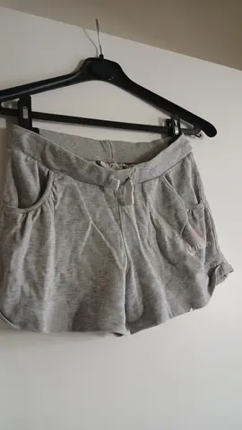 Short gris