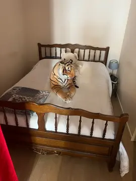 lit deux personnes plus matelas