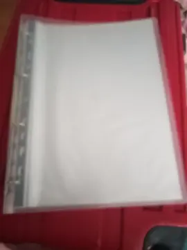 classeur + pochettes transparentes